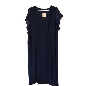 BloomChic Navy Midi Dress w/ Lace Sleeves Plus Size 4X (26) NWT Elegant Flowy
